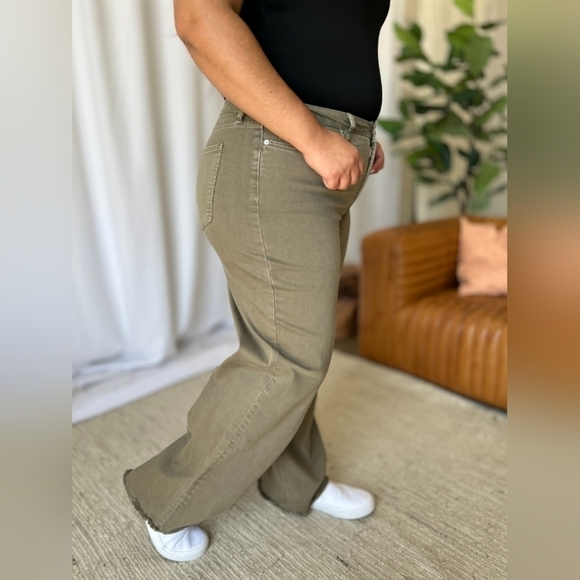 High Rise Wide Leg Jeans - Picture 12 of 16